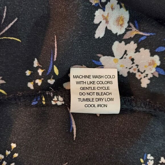 Moa Moa Shirt Top Flowy Black Floral Womens Plus Size 1X Layered Sleeve Keyhole - Picture 11 of 14